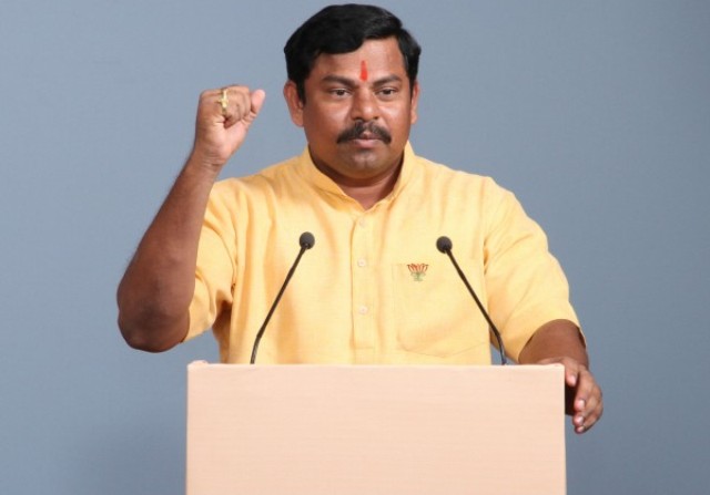 BJP MLA Rajasingh Thakur hints to Joins in TRS niharonline